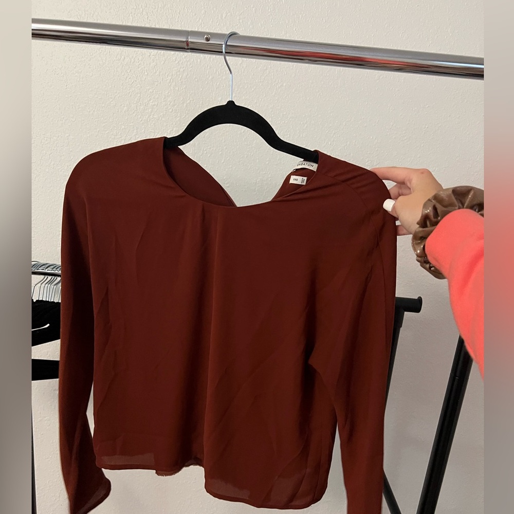 Babaton XXS blouse.